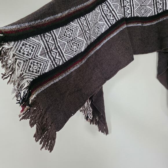 Vintage Virgin Wool Blanket Poncho OS Western Aztec Fringe Boho Brown Shawl Wrap - Picture 4 of 8